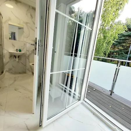 Affittacamere Astoria Pokoje I Apartamenty Dźwirzyno