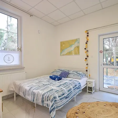 Affittacamere Astoria Pokoje I Apartamenty Dźwirzyno