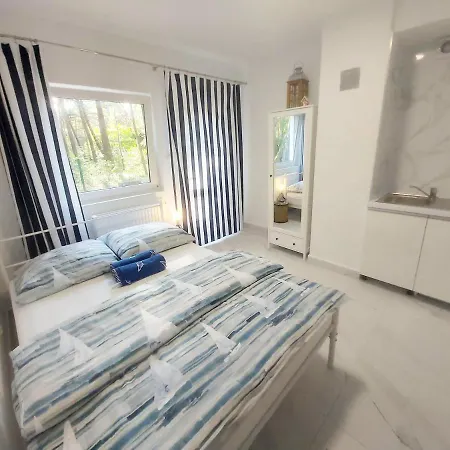 Affittacamere Astoria Pokoje I Apartamenty Dźwirzyno