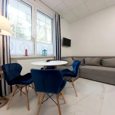 Astoria Pokoje I Apartamenty Affittacamere Dźwirzyno