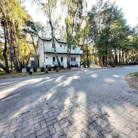 Astoria Pokoje I Apartamenty * Dźwirzyno